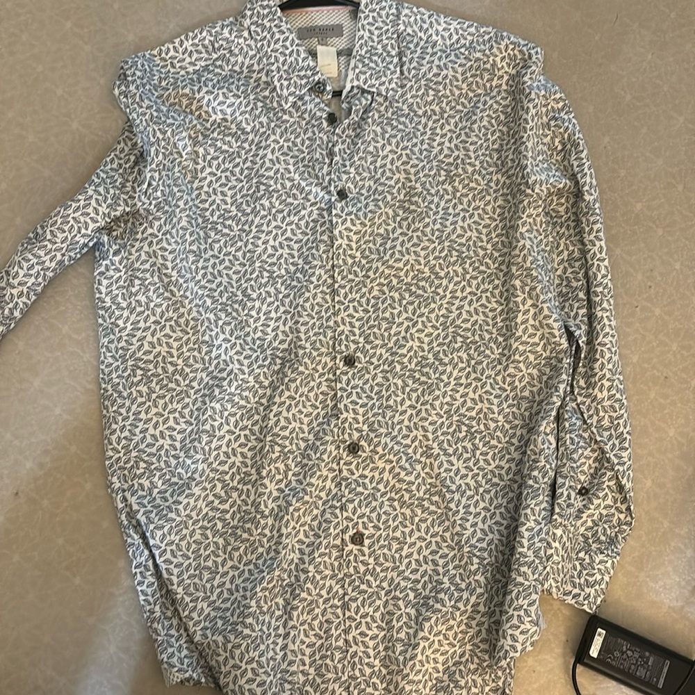Beautiful Ted Baker Men’s shirt